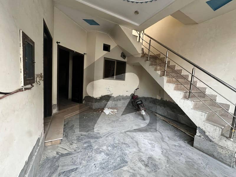 5 Marla old house available for rent 5 Marla old house available for rent