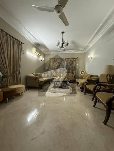 *600 Yards Very Well Maintained Bungalow Available For Sale At Khayaban-E-Ittehad, Near Bilal Masjid Phase 7, DHA*