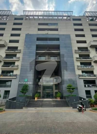 سلوراوکس اپارٹمنٹ ایف ۔ 10,اسلام آباد میں 4 کمروں کا 17 مرلہ فلیٹ 6.5 لاکھ میں کرایہ پر دستیاب ہے۔