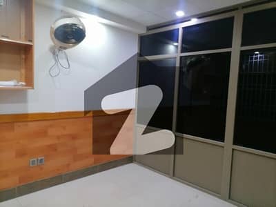 Reserve A Office Of 250 Square Feet Now In Gulshan-E-Iqbal - Block 5