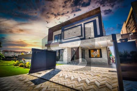 Move-In Ready Luxury Home | 1-Kanal Fully Furnished Beauty in Prime Location Move-In Ready Luxury Home | 1-Kanal Fully Furnished Beauty in Prime Location