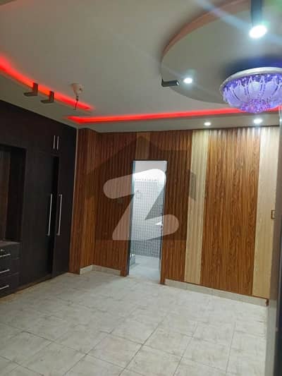Ideally Located Prime Location Flat Of 1600 Square Feet Is Available For Sale In Old Bara Road
