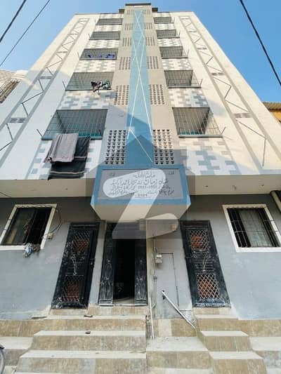 اعظم بستی جمشید ٹاؤن,کراچی میں 3 کمروں کا 4 مرلہ فلیٹ 60.0 لاکھ میں برائے فروخت۔