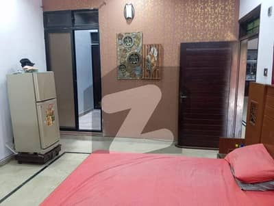 Buy A Prime Location Upper Portion Of 300 Square Yards In Gulistan-e-Jauhar - Block 14 Buy A Prime Location Upper Portion Of 300 Square Yards In Gulistan-e-Jauhar - Block 14