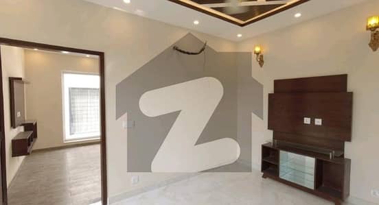 Fazaia Housing Scheme Phase 2 Upper Portion Sized 5 Marla For Rent