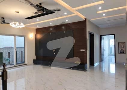1 Kanal Upper Portion Is Available In Bahria Town - Sector C