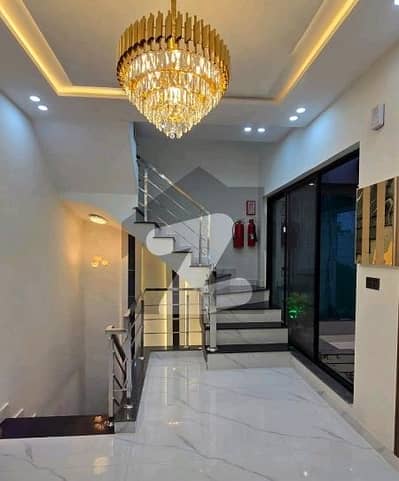 1 Kanal Upper Portion In Stunning Bahria Town - Sector C Is Available For rent