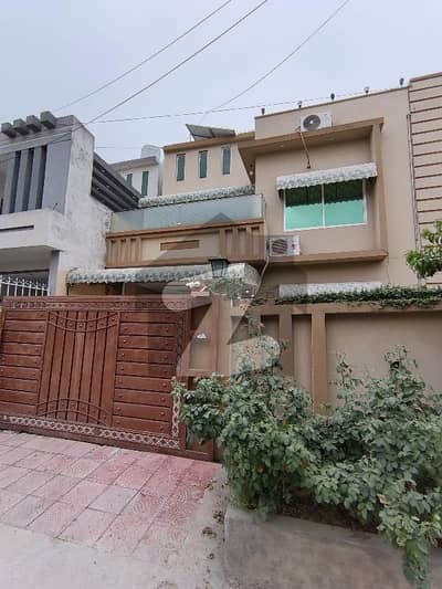 10 Marla Double Storey House For Sale 10 Marla Double Storey House For Sale