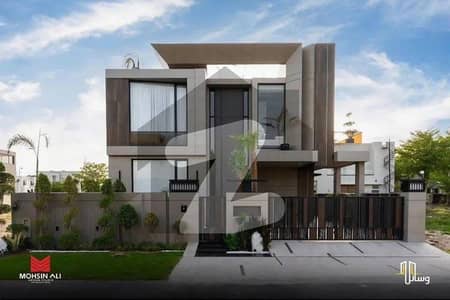 ONE KANAL EYE CATCHING SUPERB LUXURY BUNGALOW FOR SALE ON TOP LOCATION