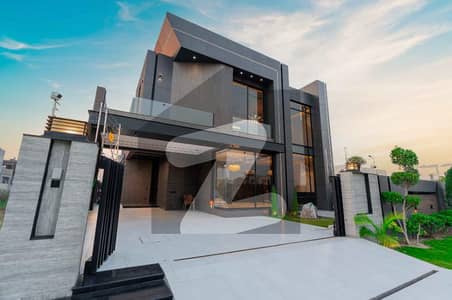 100% ORIGINAL ADD 1 KANAL MODERN DESIGN LUXURY SEMI FURNISHED BUNGALOW FOR SALE
