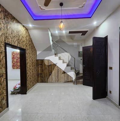 5 Marla House In Stunning College Road Is Available For sale