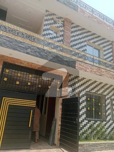 گھاگرا ولاز ملتان پبلک سکول روڈ,ملتان میں 4 کمروں کا 5 مرلہ مکان 1.85 کروڑ میں برائے فروخت۔