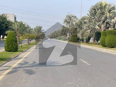 5 Marla Corner + Main Boulevard Commercial Plot All Dues Paid Available For Sale At Very Good Location Of Ghaznavi Block, Bahria Town Lahore