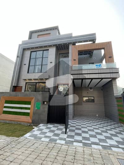 5MARLA BRAND NEW LUXURY HOUSE AVAILABLE FOR SALE IN BAHRIA ORCHARD LAHORE LDA APPROVED AREA PHASE1 OWNER BUILD NEAR MASJID PARK WATER FILTER NEAR SCHOOL COLLEGE MARKET
