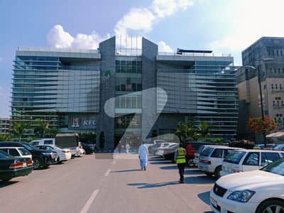 ایف ۔ 11 مرکز ایف ۔ 11,اسلام آباد میں 3 مرلہ Studio دفتر 5.5 کروڑ میں برائے فروخت۔