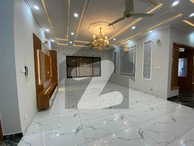 جی ۔ 14/4 جی ۔ 14,اسلام آباد میں 4 کمروں کا 1 کنال بالائی پورشن 2.0 لاکھ میں کرایہ پر دستیاب ہے۔
