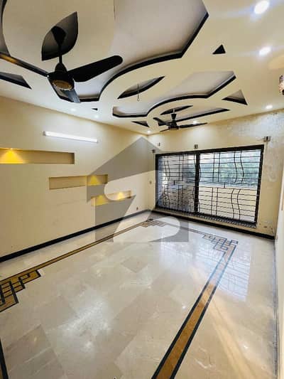 Ground Portion Available For Rent In G-16, Islamabad