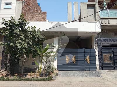 گلبرگ ویلی فیصل آباد میں 4 مرلہ Studio مکان 1.25 کروڑ میں برائے فروخت۔