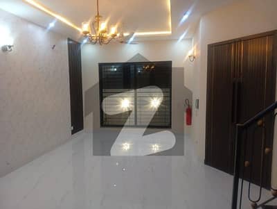 9/town phase 9 5 Marla elegant house for sale in good price on good location