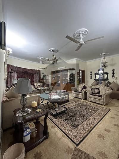 1 Kanal Well-Maintained House For Sale In Gulraiz Housing Society | 8 Bedrooms | 15kV Solar System 1 Kanal Well-Maintained House For Sale In Gulraiz Housing Society | 8 Bedrooms | 15kV Solar System