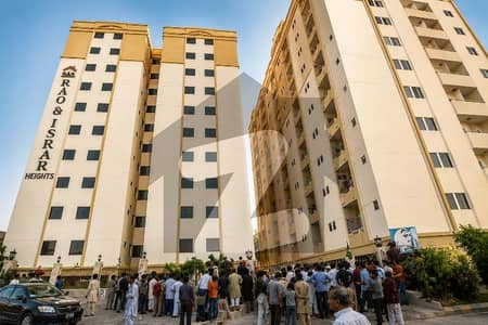 گلستانِِ جوہر ۔ بلاک 13 گلستانِ جوہر,کراچی میں 4 کمروں کا 10 مرلہ فلیٹ 1.95 کروڑ میں برائے فروخت۔