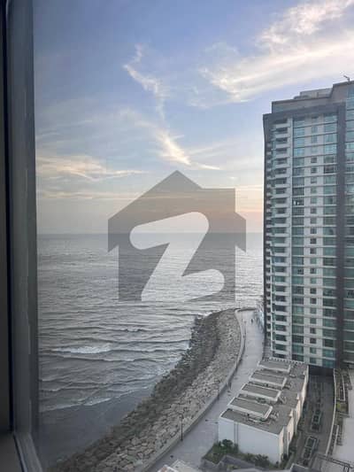 EMAAR OCEANFRONT, 4BED LUXURY UNFURNISHED APARTMENT FOR RENT IN REEF TOWERS.