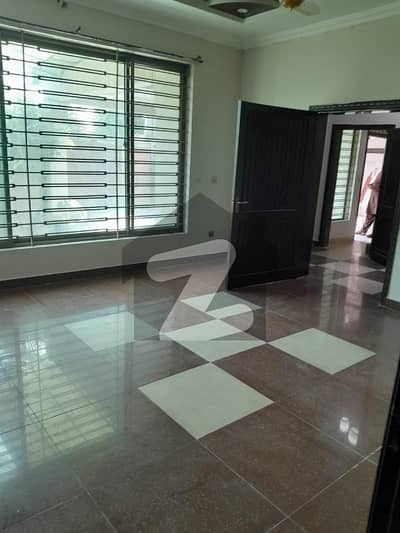Beautiful Luxury 13 Marla Upper Portion Available For Rent