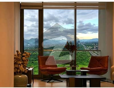 1752 Square Feet Flat In Central Garden Residence For Sale