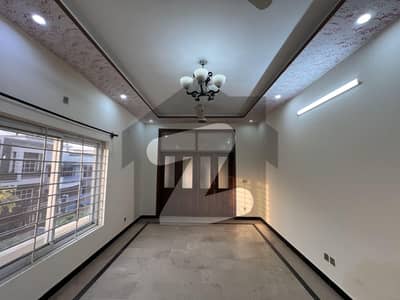 10 Marla Upper Portion Available For Rent G-13/3