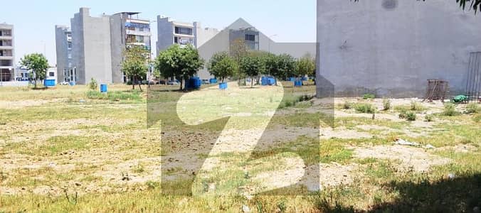 Hot Listing 1 Kanal Plot for Sale in DHA Phase 7 Block W Lahore | Prime Location