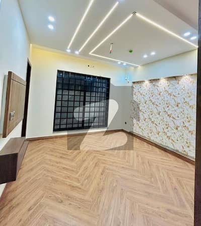 8 Marla Brand New House Available For Rent In Faisal Town (F-18)