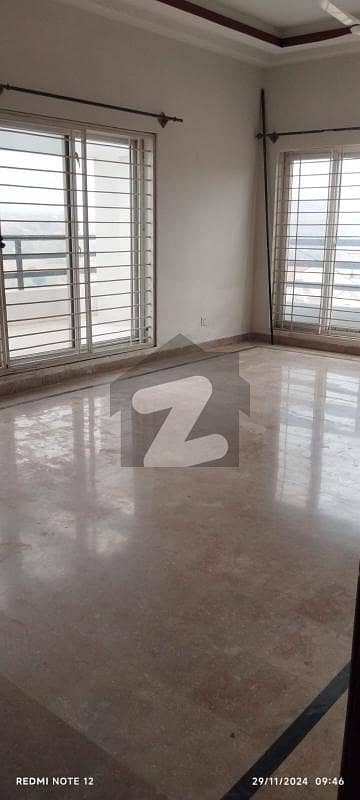 Beautiful Upper Portion Available For Rent