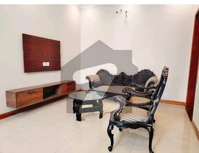 Fully Furnished Room Signal Person Job Holdar  Available For Rent