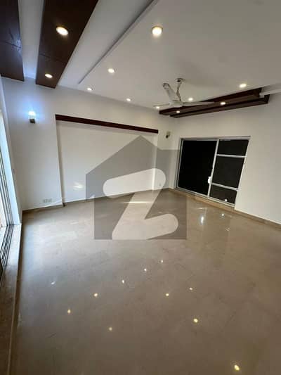 1 Kanal Modern Design Upper Portion Available 3bed 1.50 Lakh