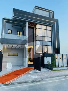 5 Marla Brand New Luxury House for Sale in Executive Block, Park View City Lahore