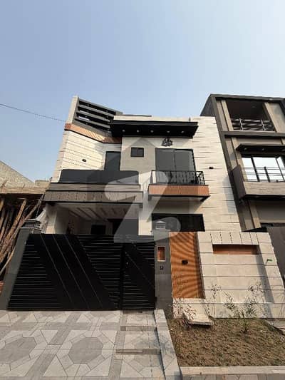 On Excellent Location 5 Marla House For sale In Rs. 24500000 Only On Excellent Location 5 Marla House For sale In Rs. 24500000 Only