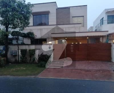 10 Marla 4 bed House for Rent. Ideal for small Family