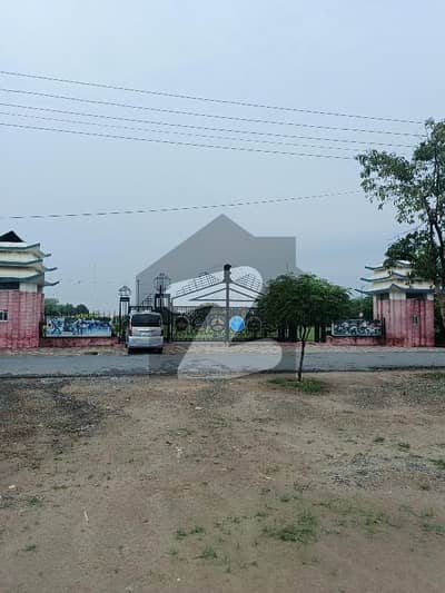 Get Your Hands On Corner Residential Plot In Lahore Best Area