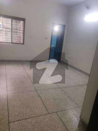 10 Marla lower portion available for rent in model Town extension 10 Marla lower portion available for rent in model Town extension
