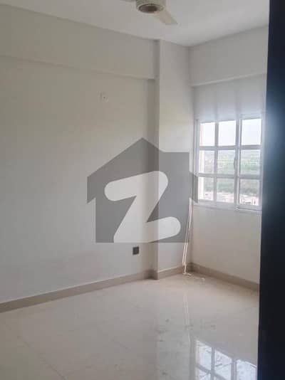 1 bed non furnished apartment available for rent in gulberg green Islamabad