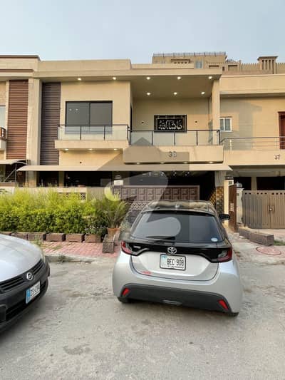 10 Kv Solar 80 Feet Street N  4 House Away Park  Back Lawn