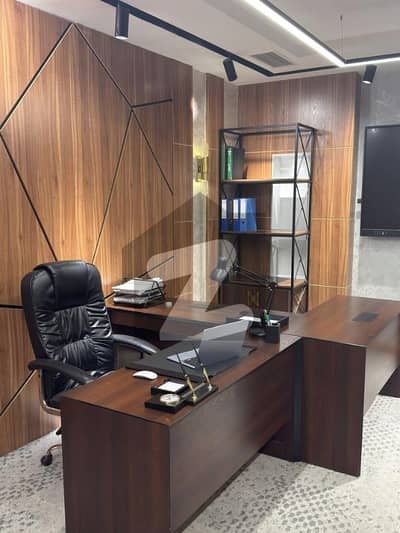 Office Of 1000 Square Feet Available In Kohinoor City