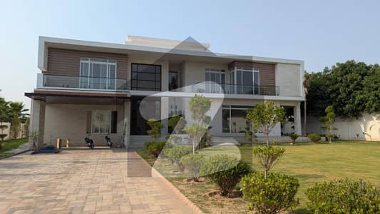 5 Kanal Brand New Farm House Available For Monthly Rent