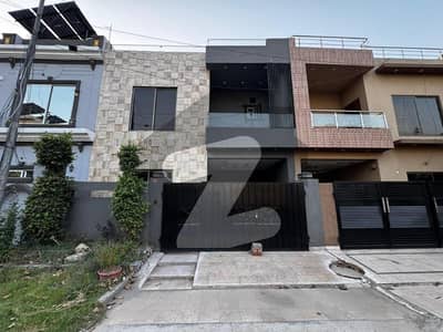 5 Marla Luxury House for Sale in Diamond Block, Park View City Lahore