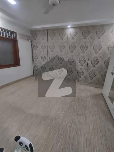 Stunning 400 Square Yards House In Gulshan-e-Iqbal - Block 2 Available