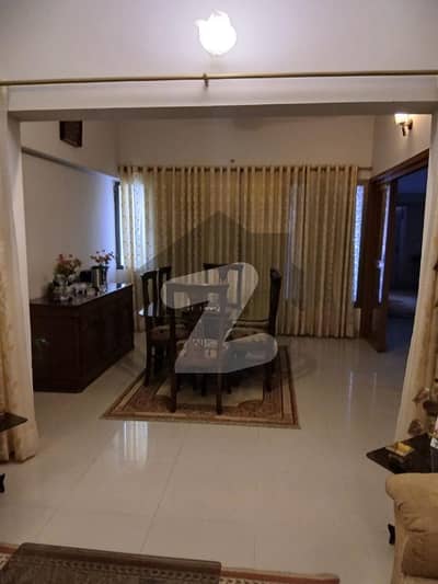 A 1500 Square Feet Flat Located In Gulshan-e-Iqbal - Block 7 Is Available For sale