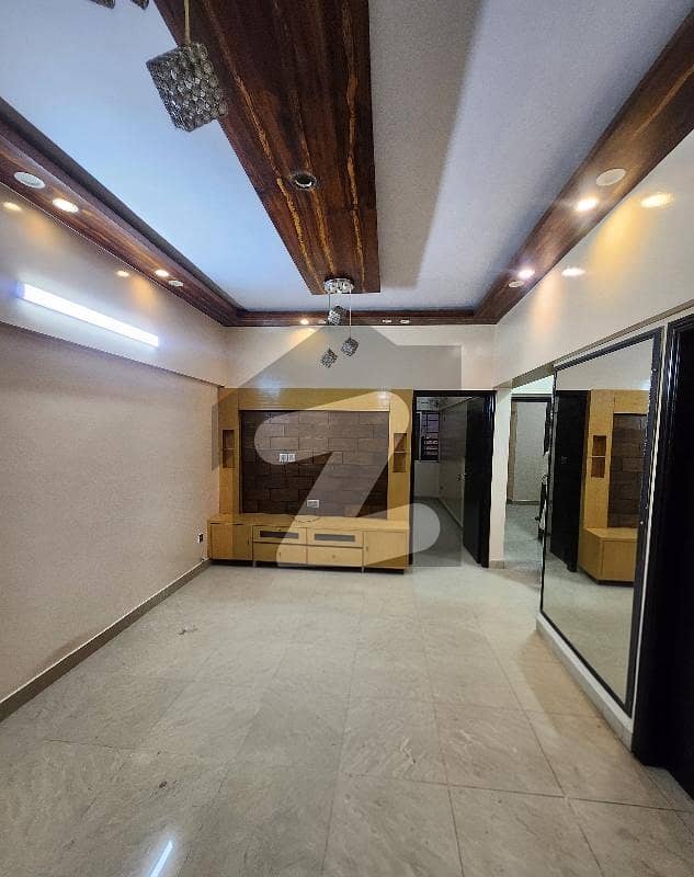 Fully Renovated 2Bed Drawing Tv Lounge Main Gulshan Chowrangi Fully Renovated 2Bed Drawing Tv Lounge Main Gulshan Chowrangi