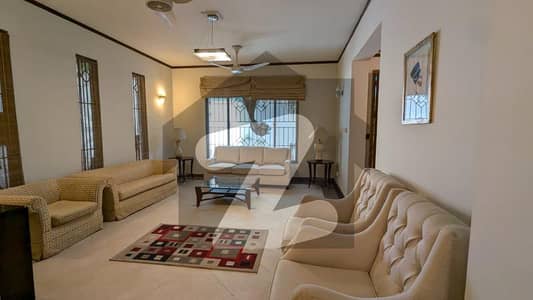 FOR RENT Luxury Furnished 2 Beds &Amp; Separate Gate Open Basement F_7/1