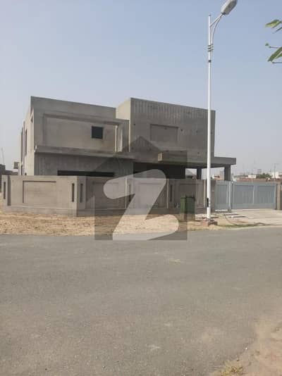 ڈی ایچ اے فیز 7 ڈیفنس (ڈی ایچ اے),لاہور میں 5 کمروں کا 1 کنال مکان 5.75 کروڑ میں برائے فروخت۔