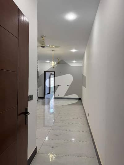 BRAND NEW FLAT AVAILABLE ON RENT WITH CAR PARKING/LIFT/SECURITY GUARD BRAND NEW FLAT AVAILABLE ON RENT WITH CAR PARKING/LIFT/SECURITY GUARD